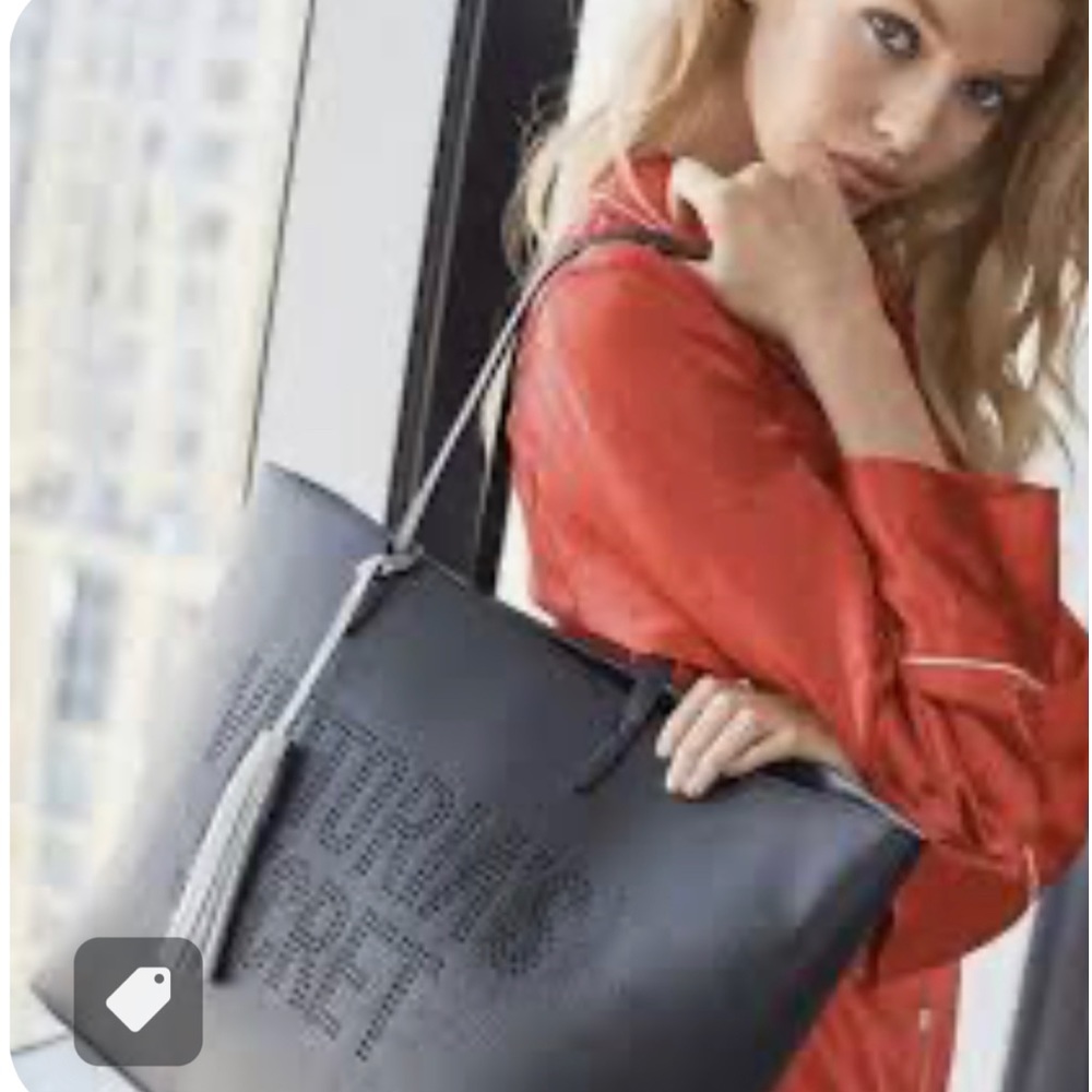 COPY - NWT VICTORIA SECRET TOTE BAG
